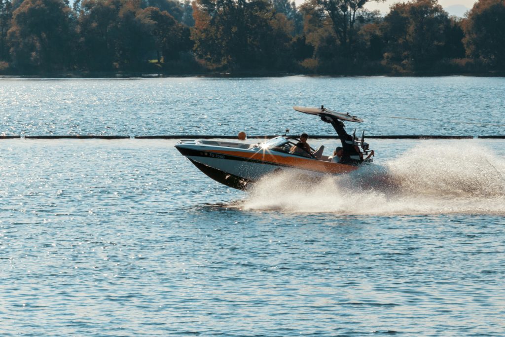 La Suisse, offre un cadre idéal pour la navigation de plaisance.